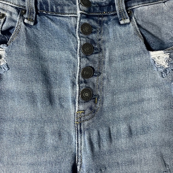 Abercrombie & Fitch Mom Jeans Womens 27/4s Short Distressed Frayed Hem High Rise - Picture 4 of 9